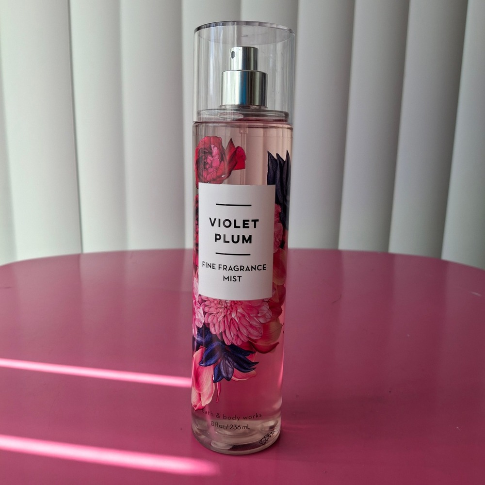 Bath & Body Works VIOLET PLUM Fine Fragrance Mist 8 oz Discontinued